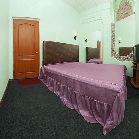 Margo Hotel Kharkiv Bagian luar foto