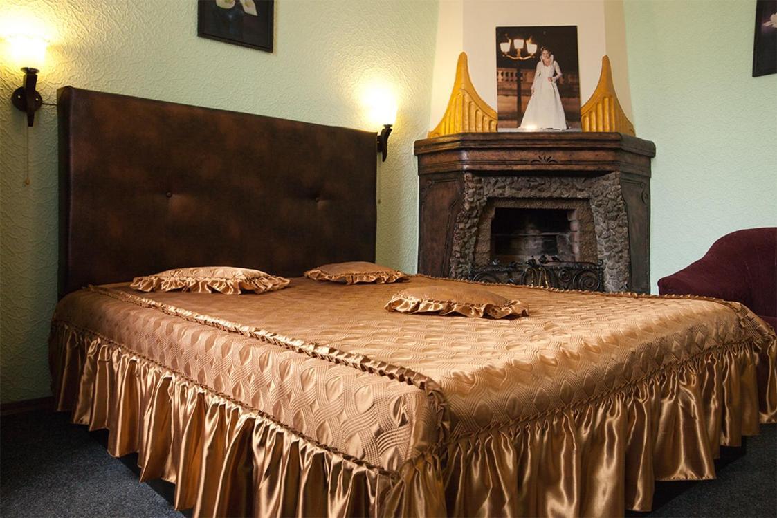 Margo Hotel Kharkiv Bagian luar foto